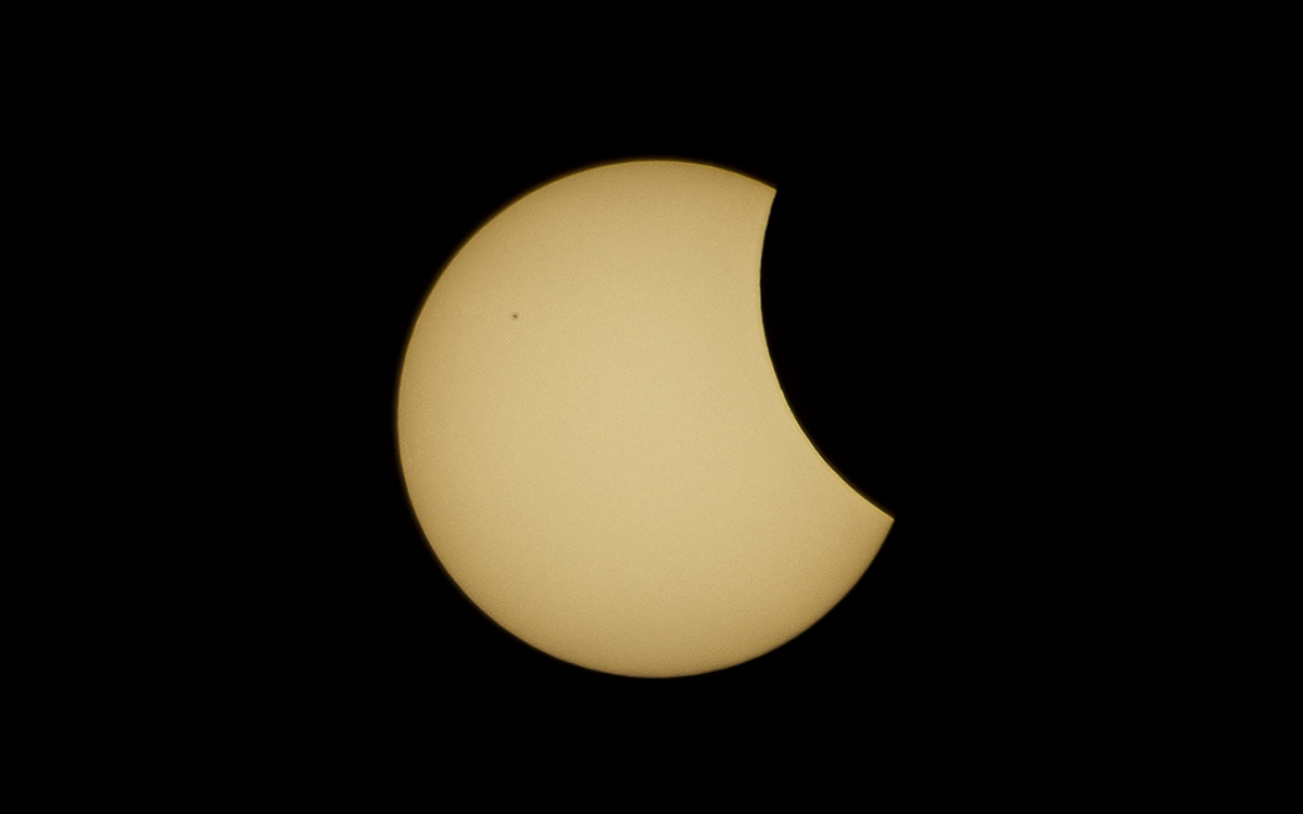 Solar Eclipse 070